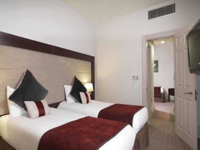 Leonardo Hotel Кардиф Екстериор снимка